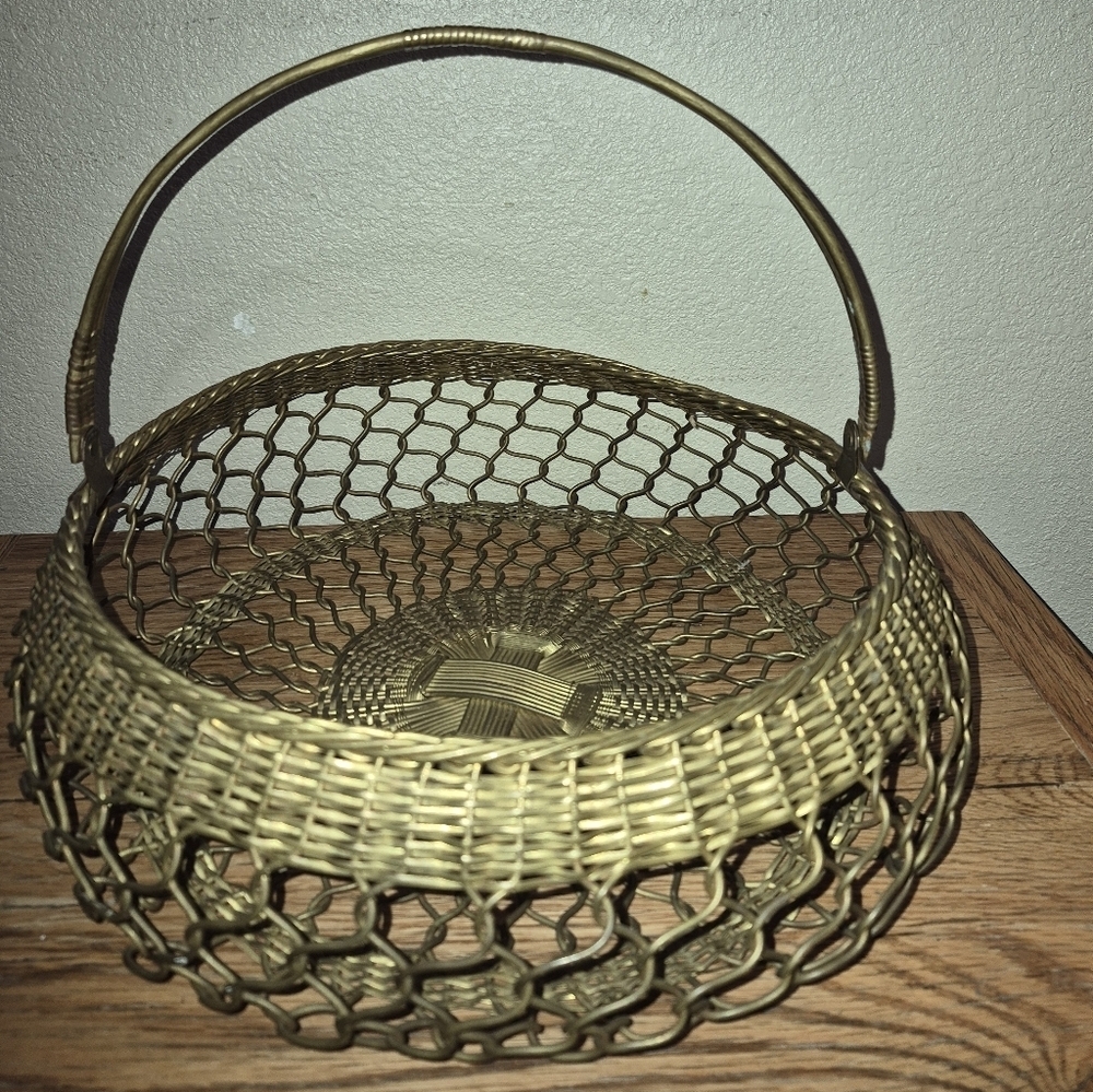 Vintage Solid Brass Woven Wire basket, RARE FIND!